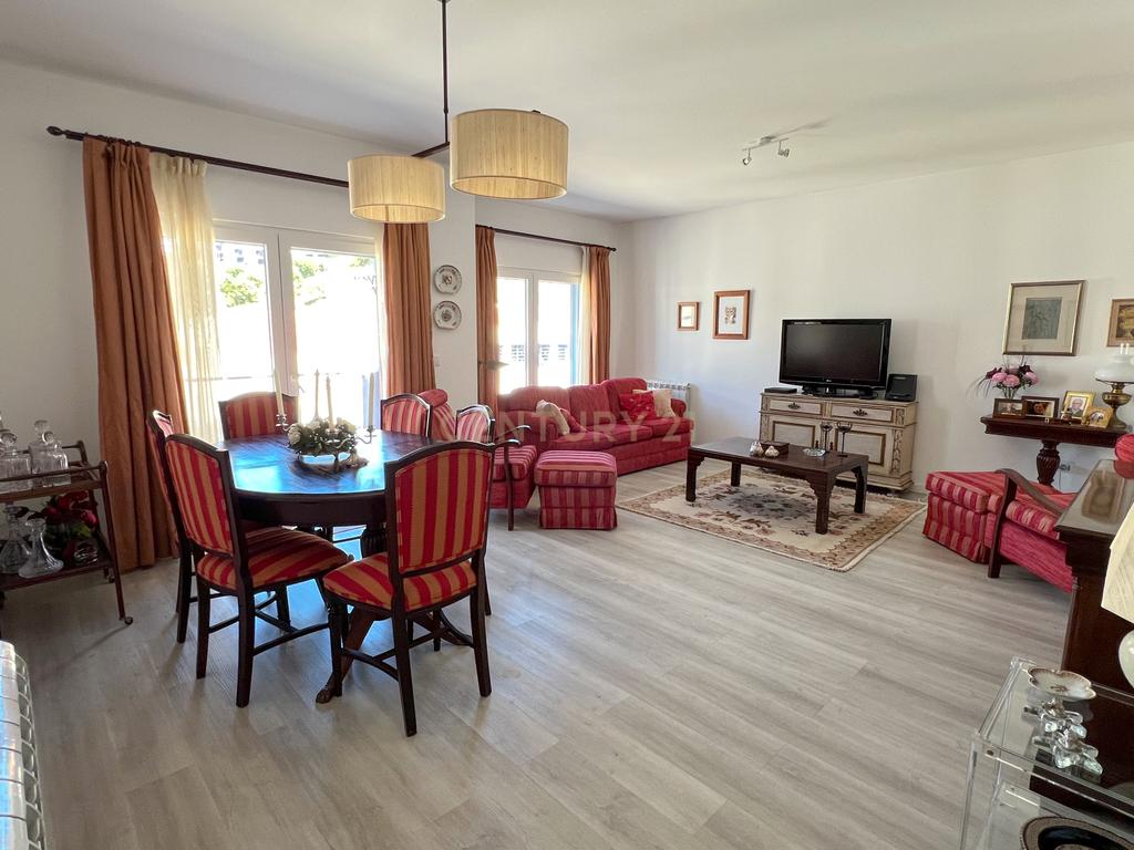 Apartamento T2 Duplex Torres Vedras centro - Image 7