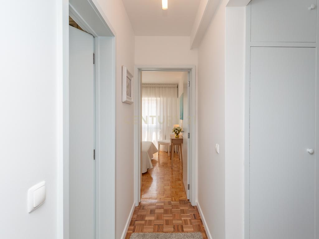Apartamento T2 para arrendamento em Alfornelos, Amadora - Image 8
