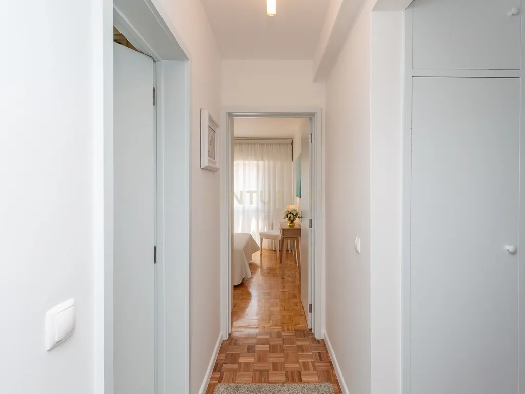 Apartamento T2 para arrendamento em Alfornelos, Amadora - Image 8