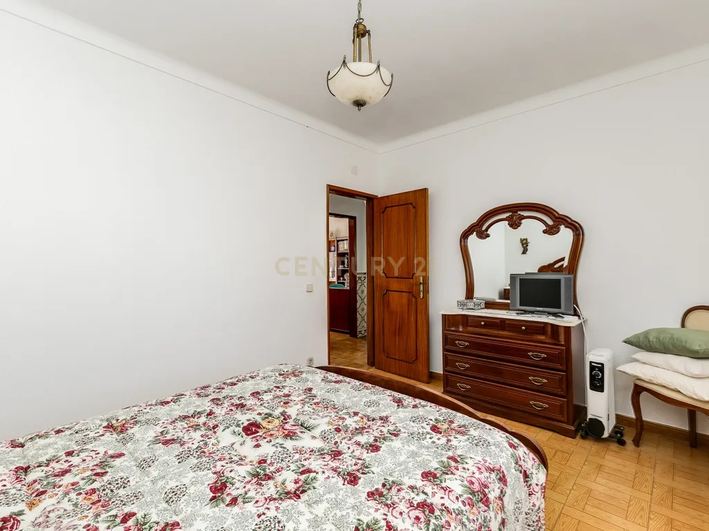 Moradia T8 de 288 m² no Centro de Montargil – Junto à Barragem - Image 19