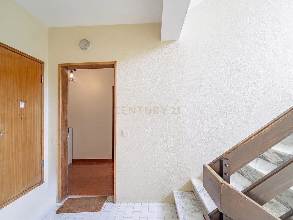 Apartamento T2 em Santarém - Oportunidade Única! - Image 7