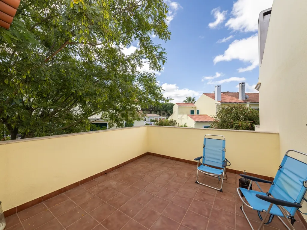 Moradia T3 no Condomínio Varandas do Golfe do Montado – Segurança, Conforto e Estilo de Vida Exclusivo - Image 60