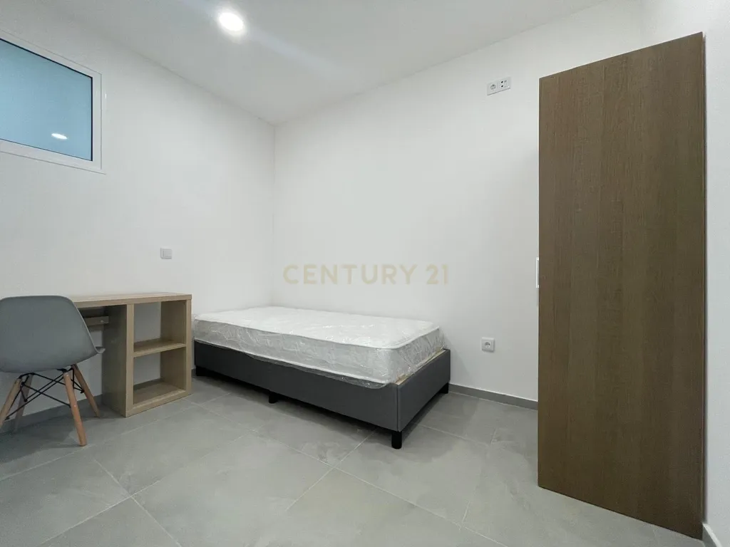 Moradia com 3 quartos em frente ao Hospital São João - Image 14
