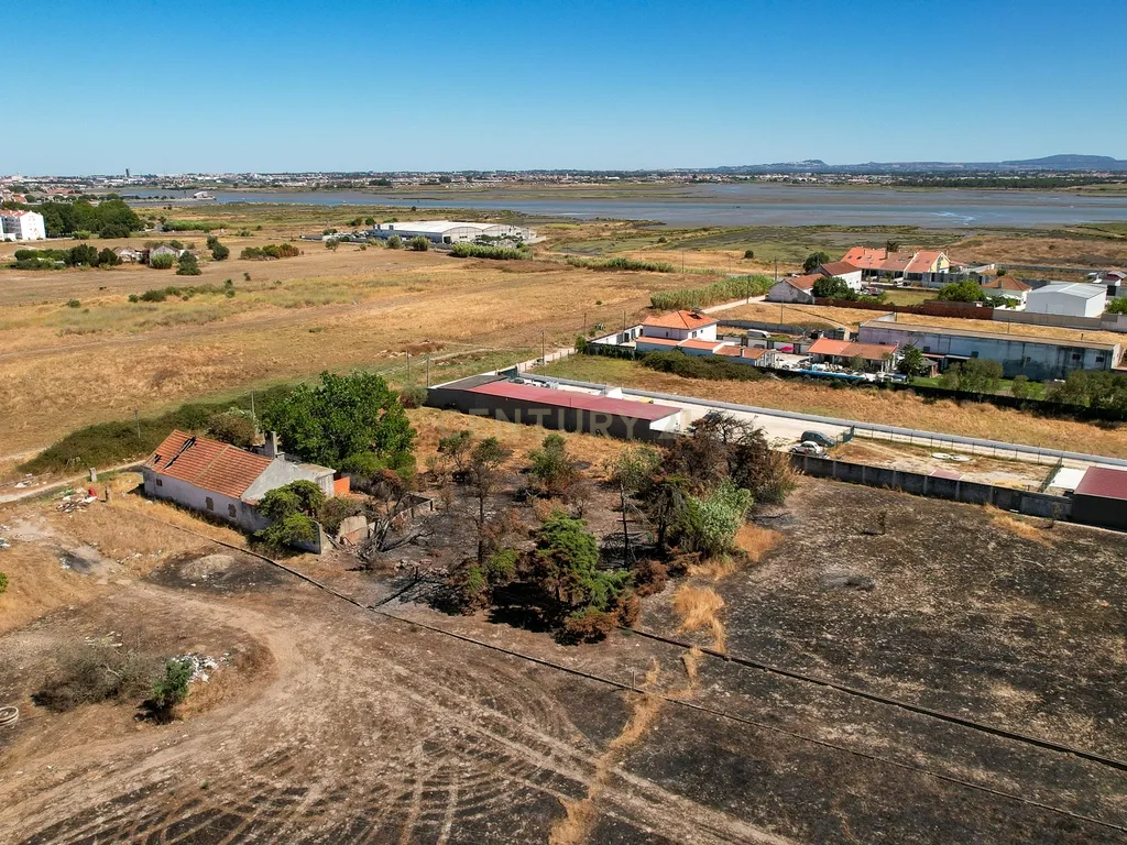 💥 Terreno Rústico com 10.105 m² em Zona Industrial – Montijo - Excelente Investimento! 💥 - Image 10