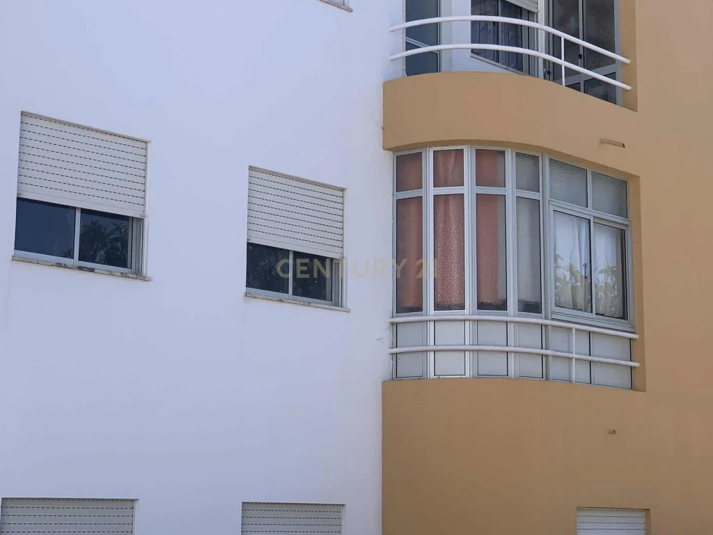 Apartamento T3 em Vendas Novas - Image 1