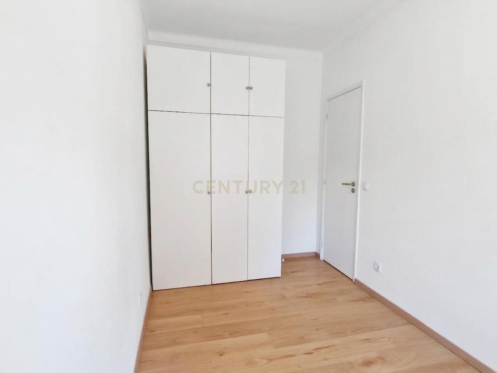 Apartamento T1 com Varandas em Barreiro, Setúbal - Image 3