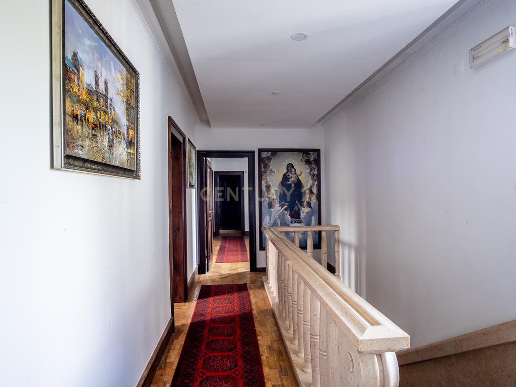 Propriedade Exclusiva no Murtal - Estoril: Moradia de Luxo - Image 31