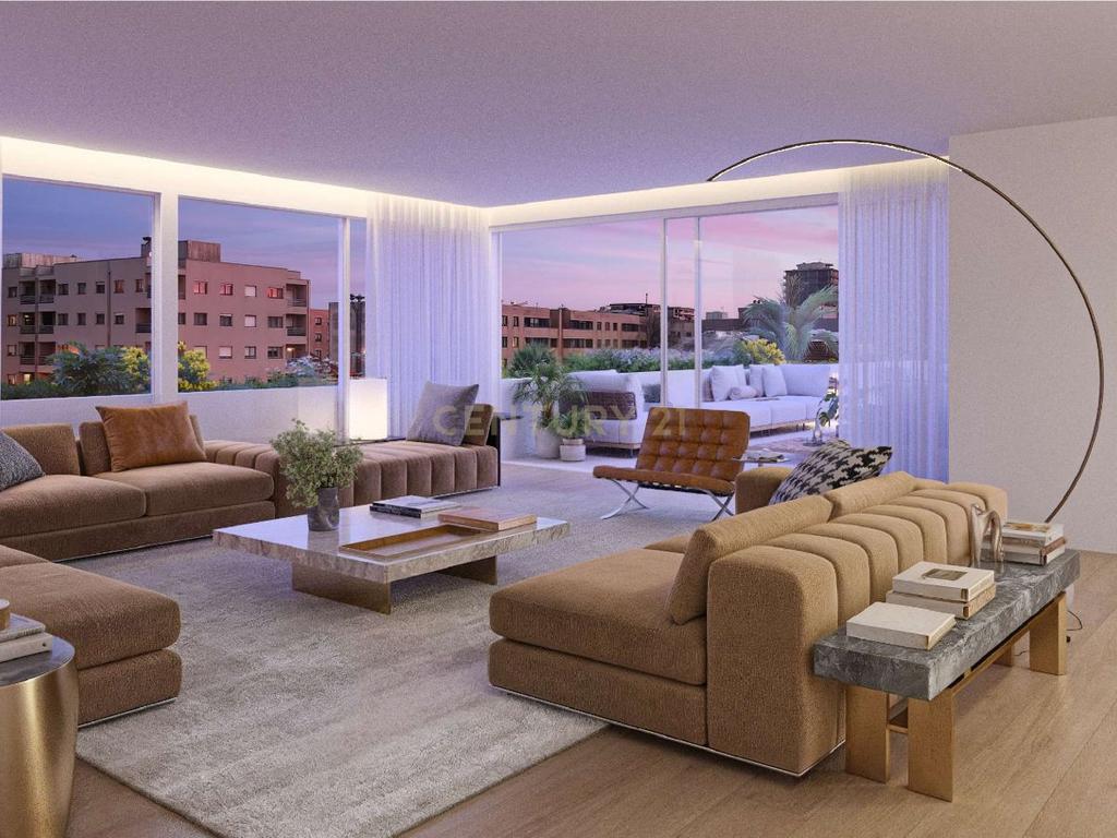 Apartamento T4 - Ultimo andar no empreendimento na Rua Brito Capelo - Image 2
