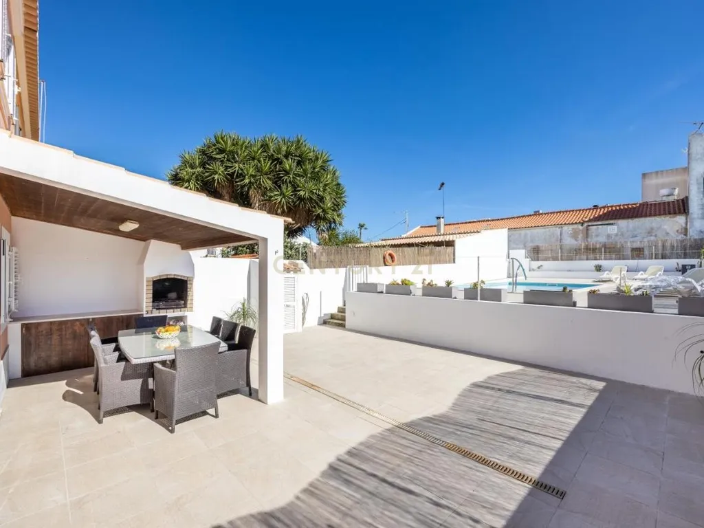 Excelente moradia T4, com garagem e piscina em Sagres, Portugal - Image 33