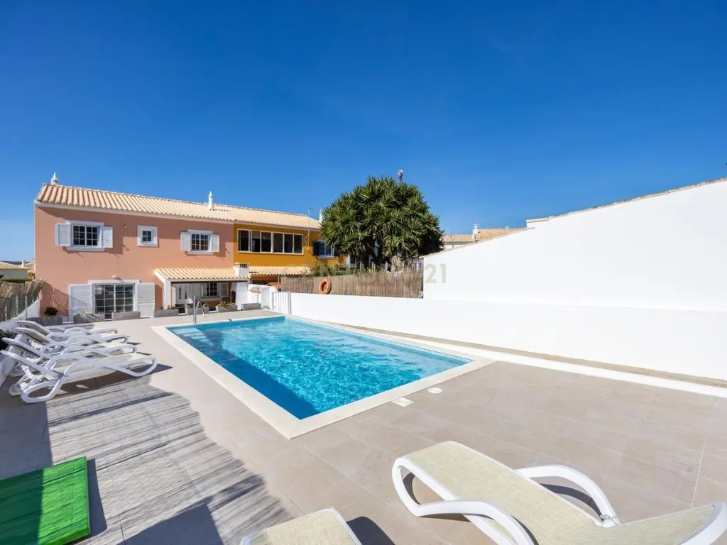 Excelente moradia T4, com garagem e piscina em Sagres, Portugal - Image 2
