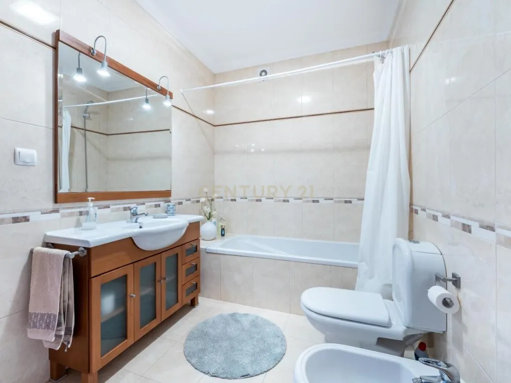 Excelente moradia T4, com garagem e piscina em Sagres, Portugal - Image 18