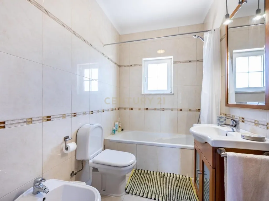 Excelente moradia T4, com garagem e piscina em Sagres, Portugal - Image 21