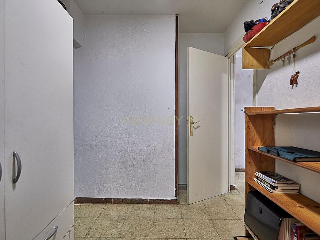 - Image 19