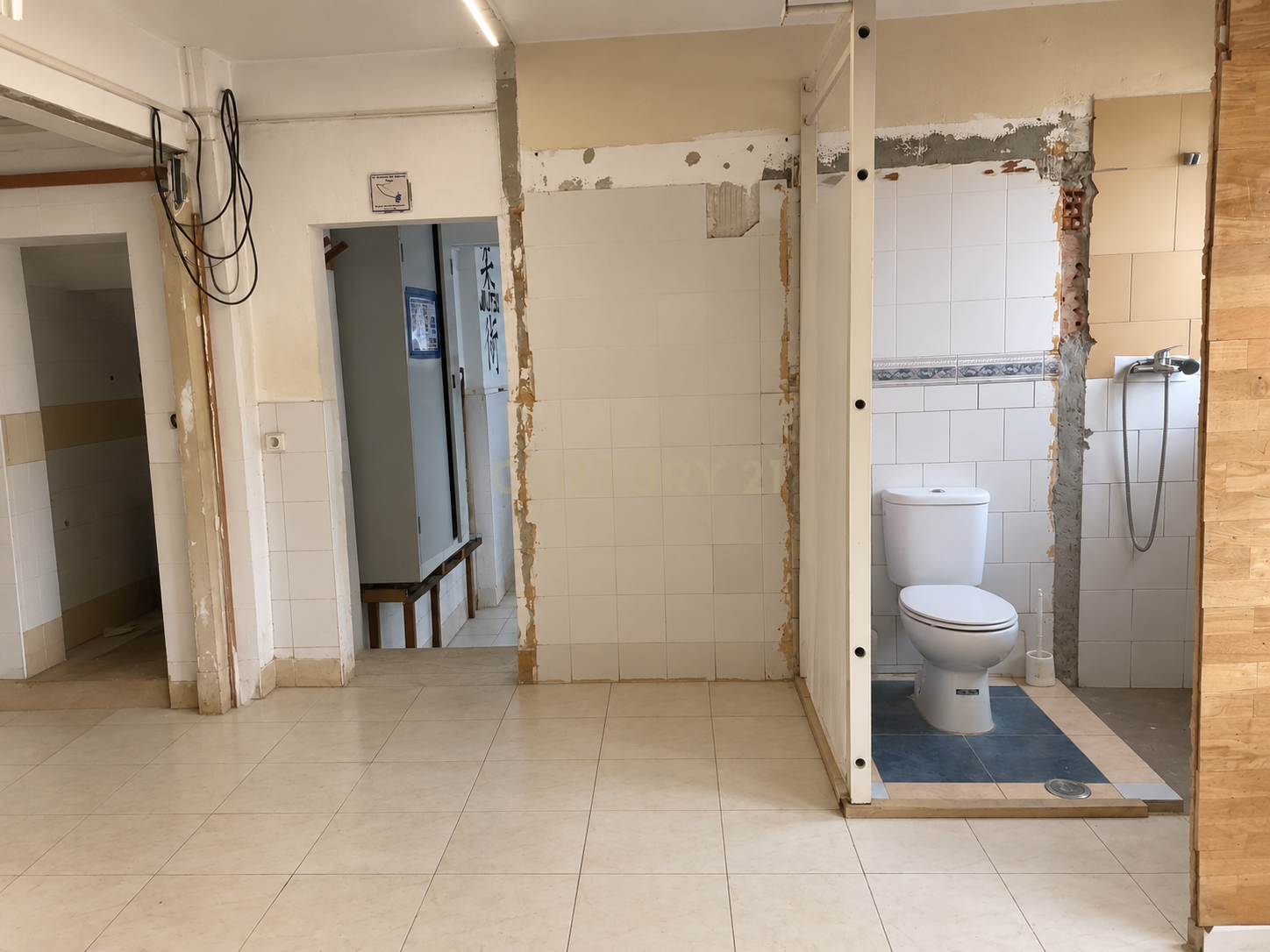 Fotografia 3 de Armazém de 93m2 na Povoa de Stº Adrião