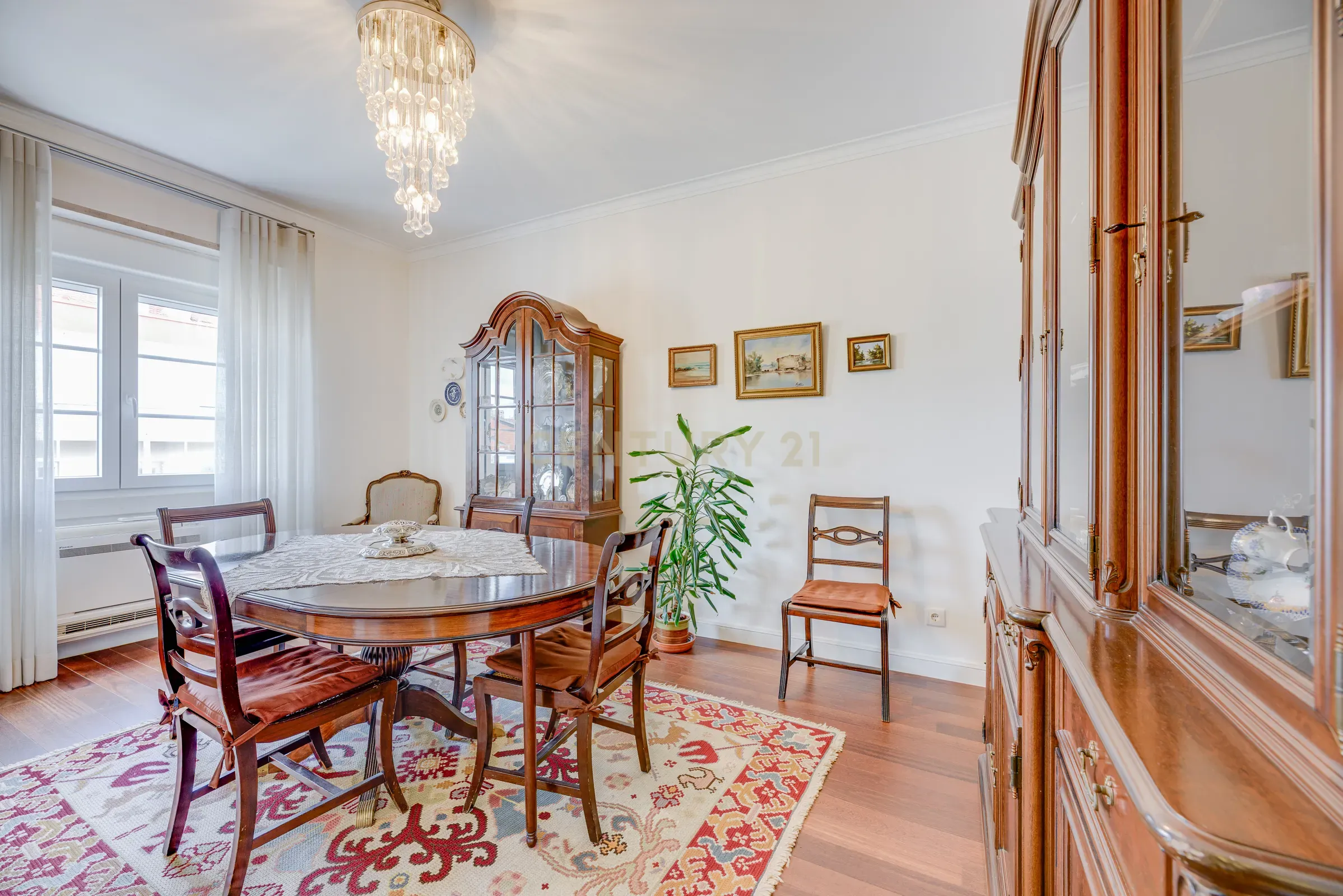 Apartamento T2+1 totalmente renovado – Modernidade, conforto e localização privilegiada - Image 6