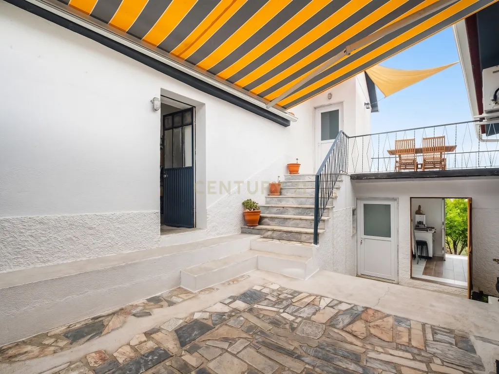 Moradia Renovada em Serpins, Lousã com 3 Casas de Banho - Image 38