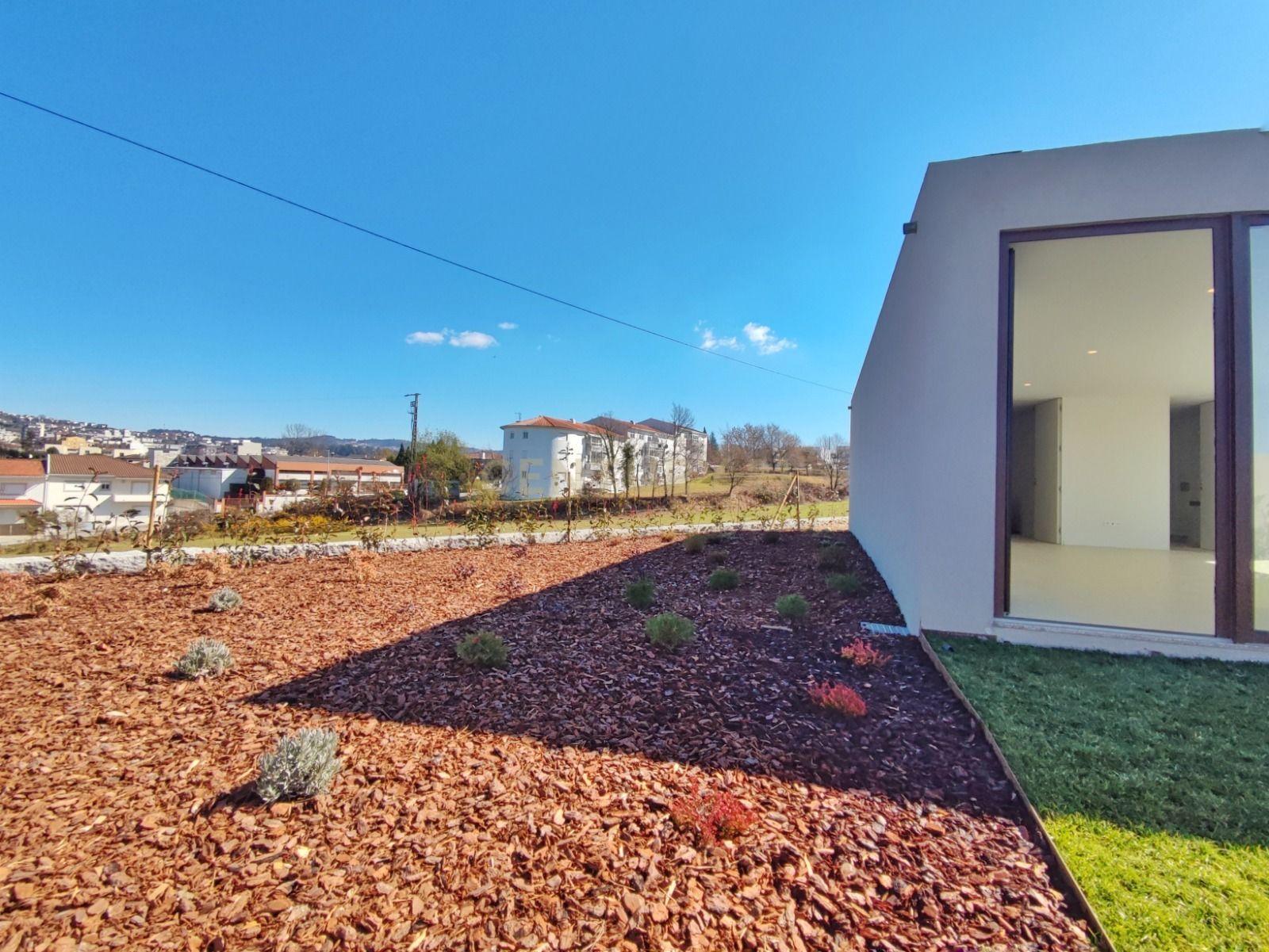 "Villas Jardim" | MoradiaT3 | Construção Nova | 3 Frentes | Piscina | Felgueiras - Image 44