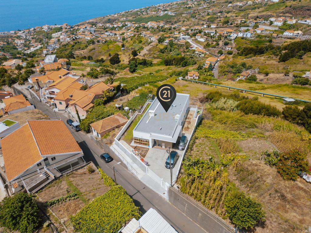 Moradia T3 de Luxo - Calheta, Madeira - Image 11