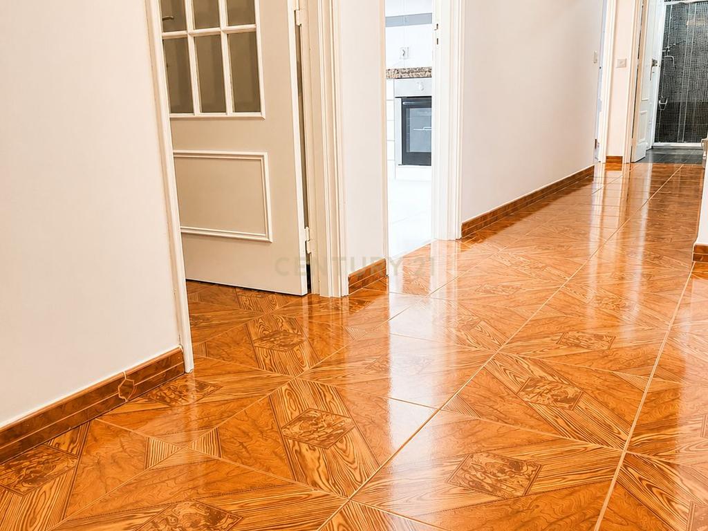Apartamento T2 em Quinta do Conde, a 5 min Estação comboio da Fertagus - Image 4