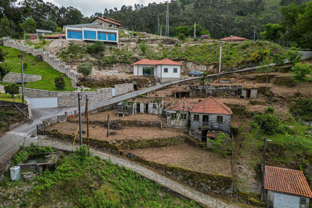 Fotografia 3 de Moradia para venda Louredo - Vieira do Minho