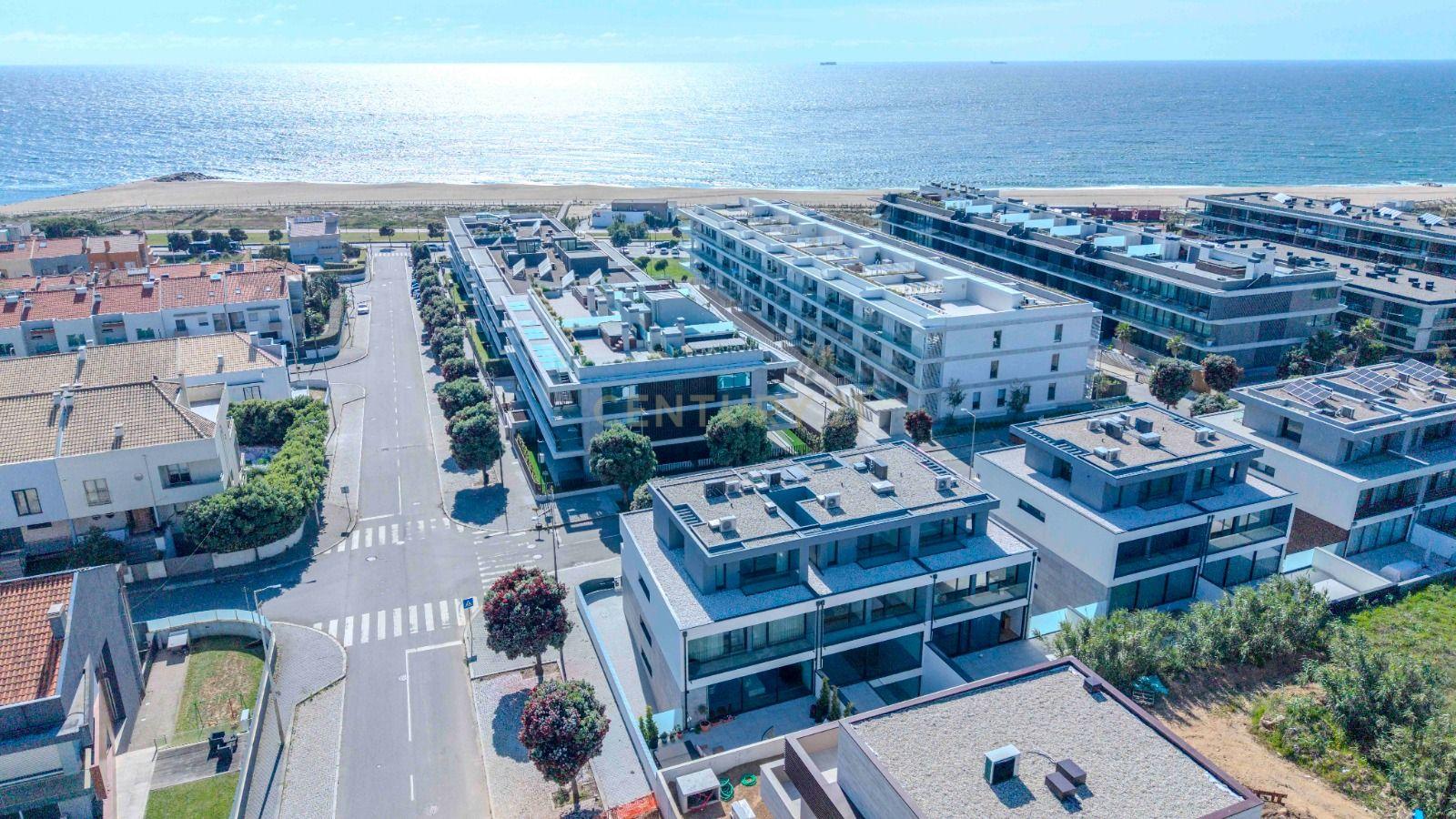 Moradia T4 à venda em Canidelo, Vila Nova de Gaia — foto 3