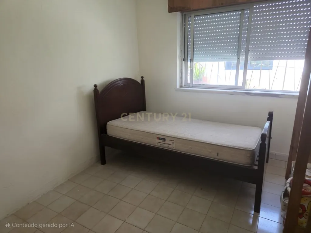Excelente Moradia T5+2 Samora Correia - Image 9