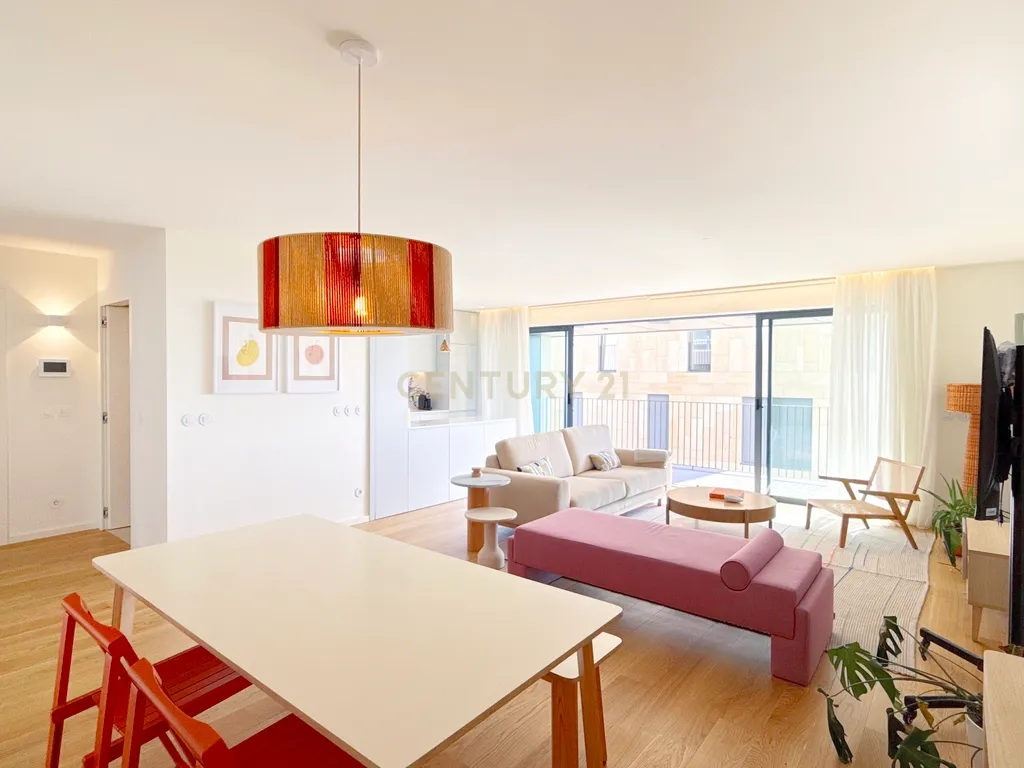 Apartamento T3 | Vista Mar - Condomínio Premium Le Parc – Canidelo - Image 2