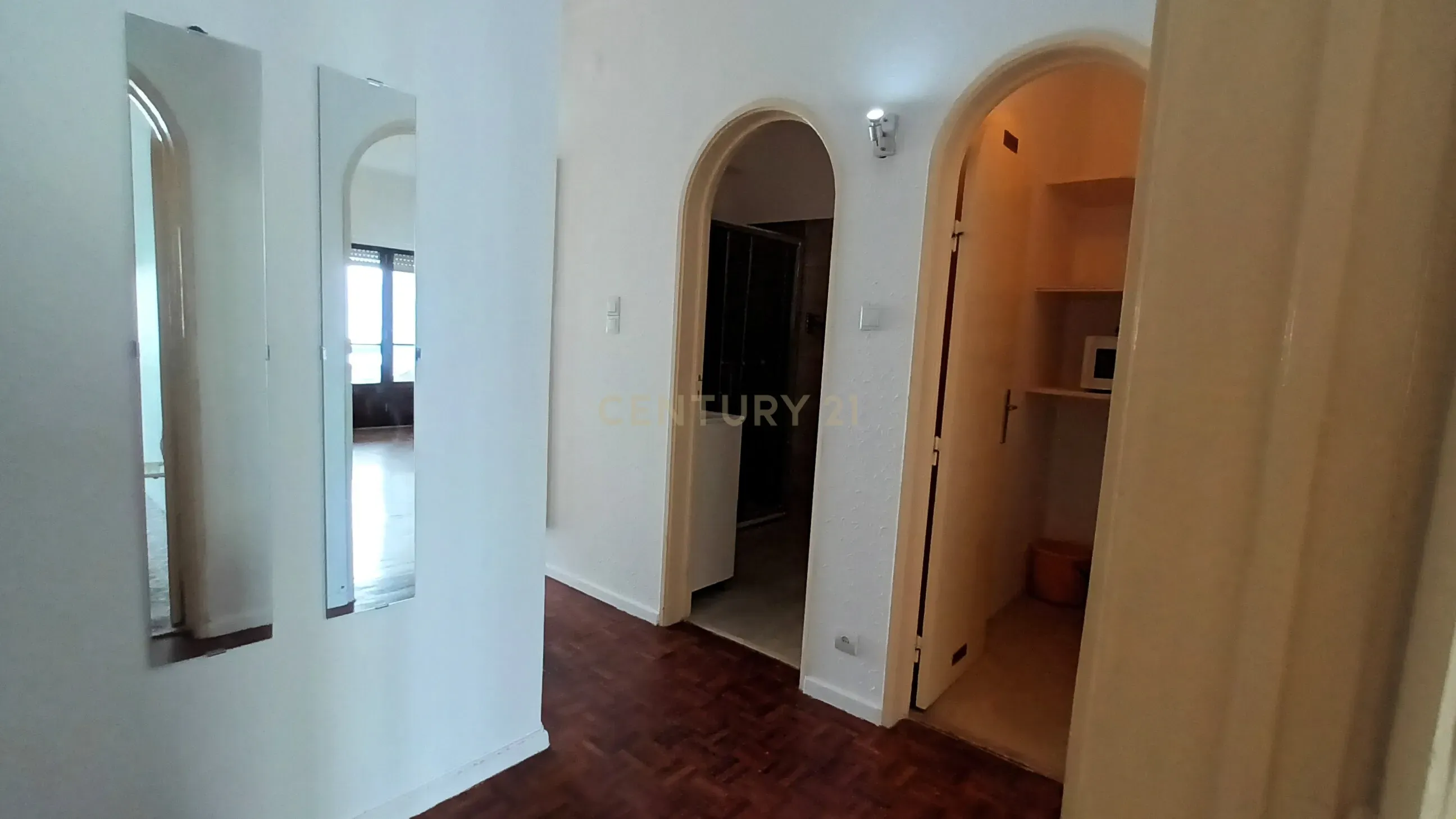 Fotografia 9 de Apartamento de 3 assoalhadas em Oeiras para arrendamento