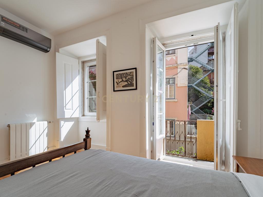 APARTAMENTO DE LUXO NA RUA DE SÃO BENTO — 188 m² | PRÍNCIPE REAL · ESTRELA - Image 45