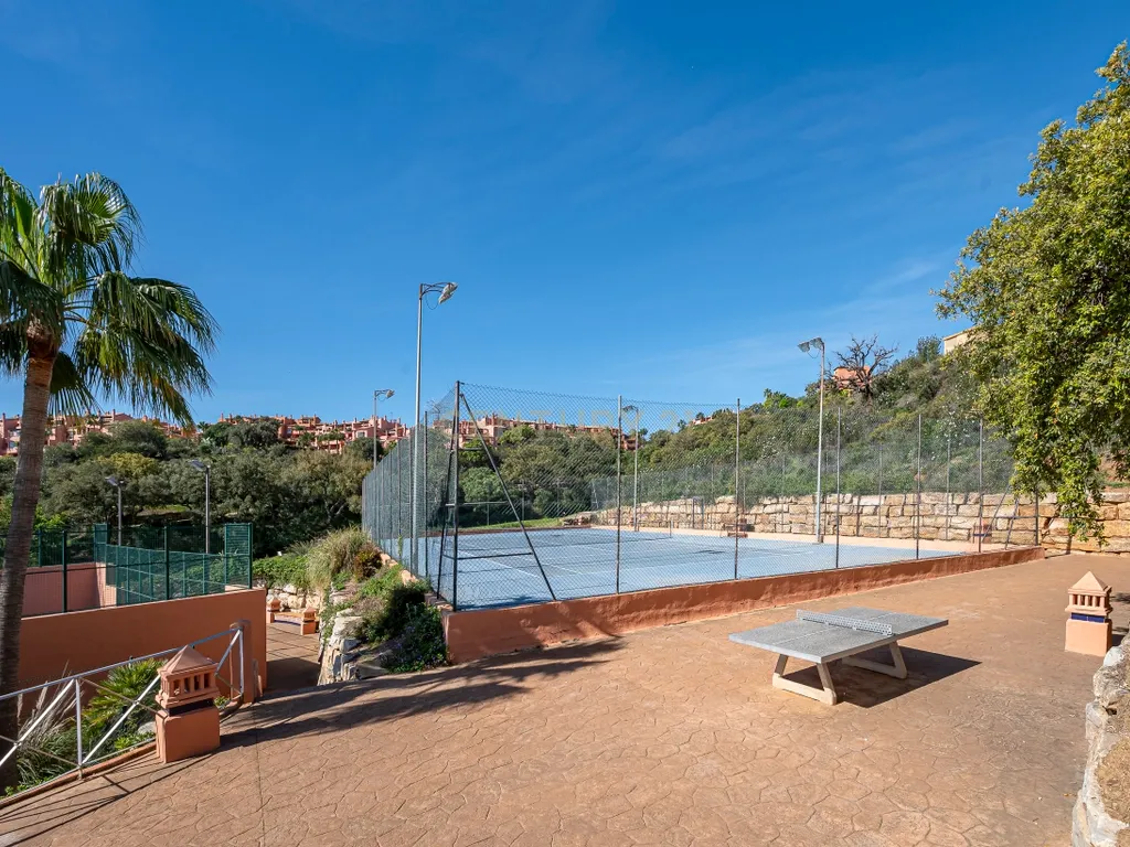 Appartement élégant avec vues panoramiques à Soto de Marbella - Image 38