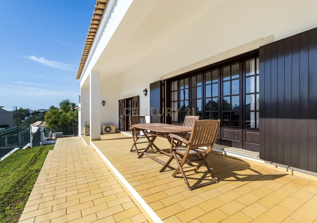 Moradia T4 com vista Mar e Cidade - Viva o Sonho de uma Vida na Quinta da Barra em Tavira - Image 38