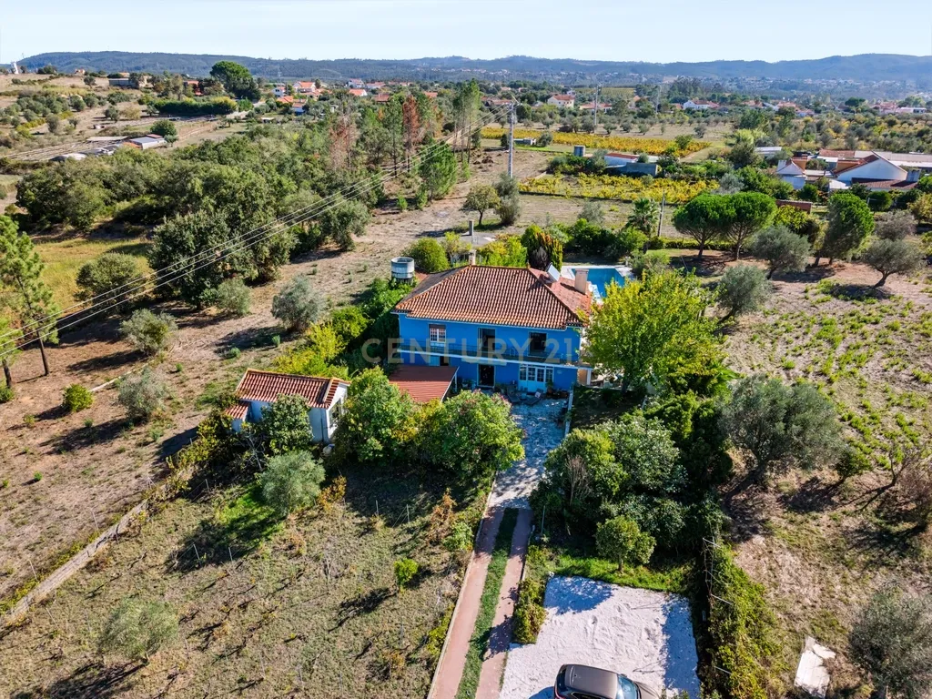 Moradia com 5.100 m² de terreno e vista para o Castelo de Tomar - Image 62