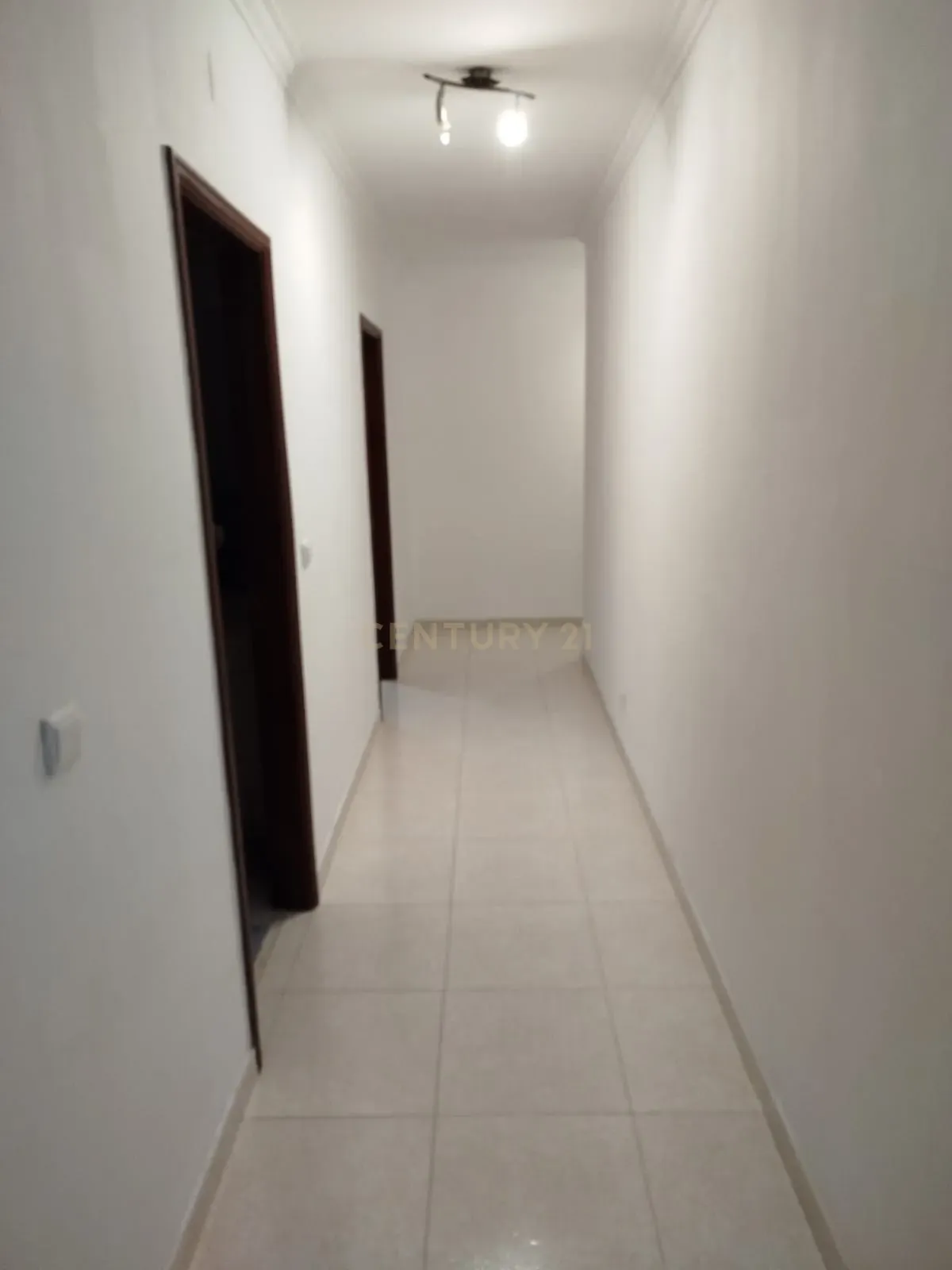 Apartamento T3 em Sintra: Conforto e Localização Privilegiada - Image 23