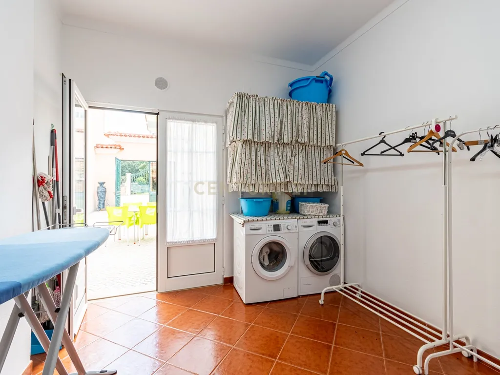 MORADIA T4 - SANTARÉM - Conforto, Elegância e Funcionalidade - Image 36
