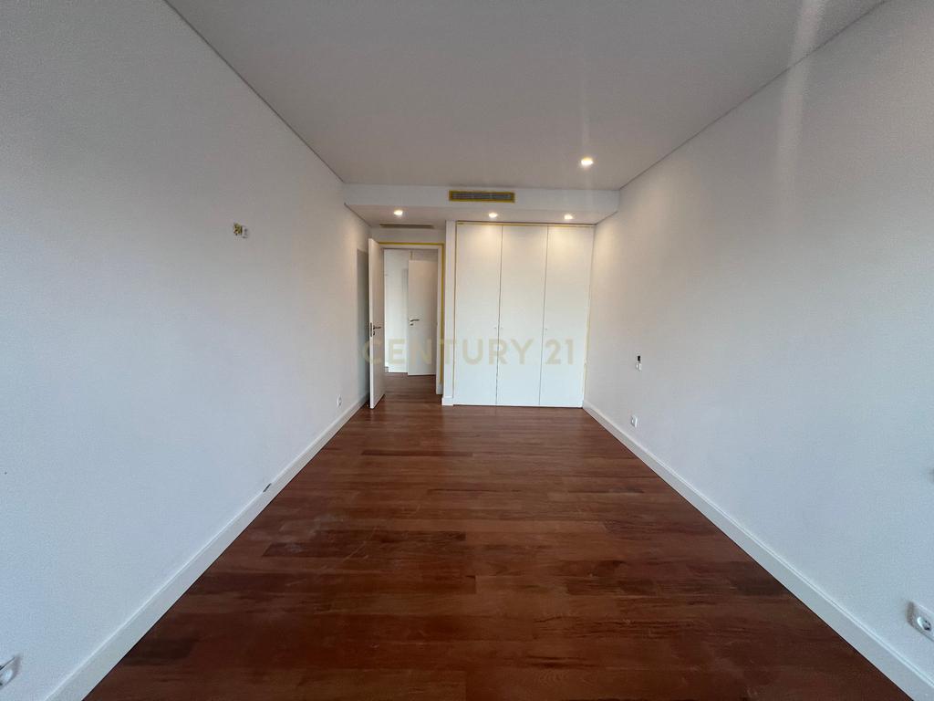 T2 NOVO em fase final de construção com vista rio | Iria Rio Residence — Santa Iria de Azoia | Ref.ª 2D - Image 16