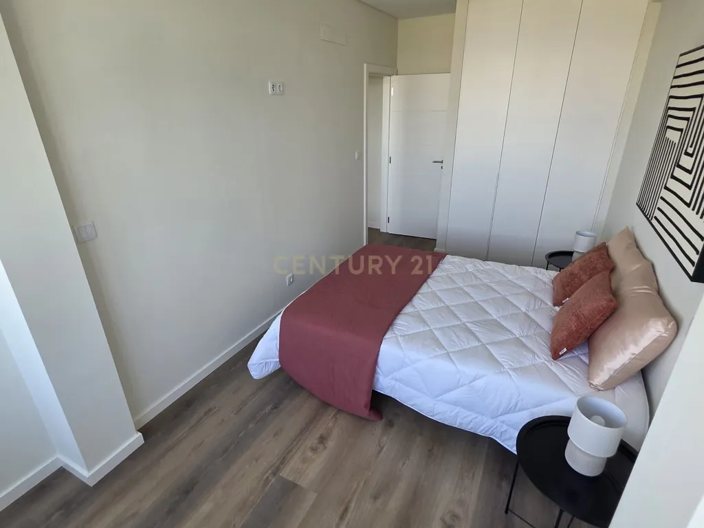 Apartamento T3 Novo em Benfica | varanda aberta | suite | 2 elevadores e 2 Anos de Garantia - Image 27