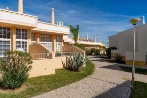 T1, T2 e Villas em Albufeira- Alojamento Flexível até 2040 - Image 5