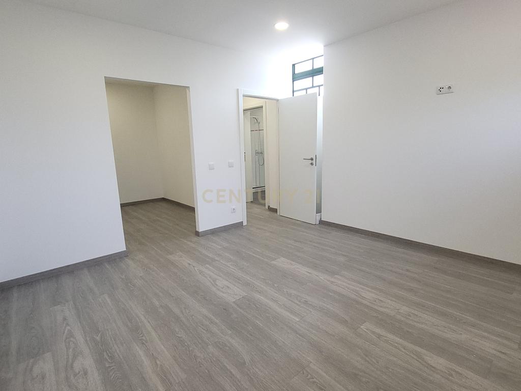 Arrendamento de apartamento T2 renovado com suite - Cova do Ouro - Coimbra - Image 18