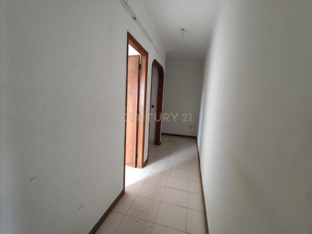 Apartamento dois quartos para venda Cacia - Aveiro - Image 14