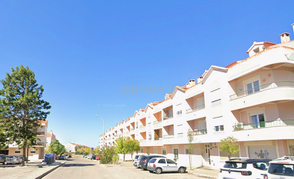 Apartamento T3 em Brejos de Azeitão - Image 1