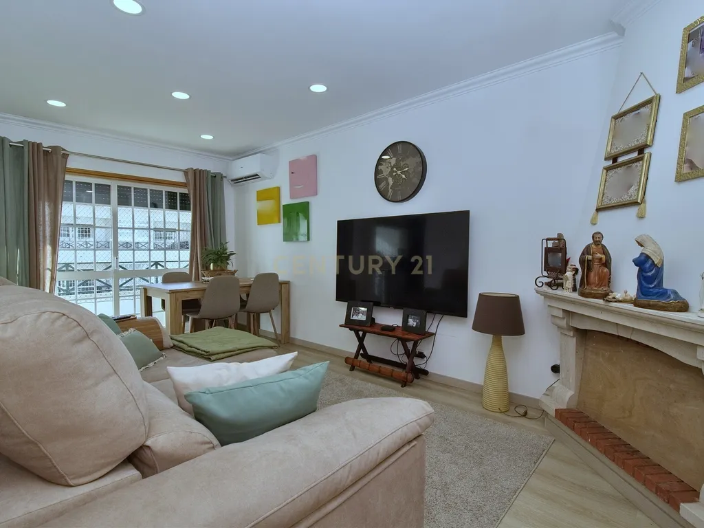 Apartamento Alcabideche com Garagem Box - Image 13