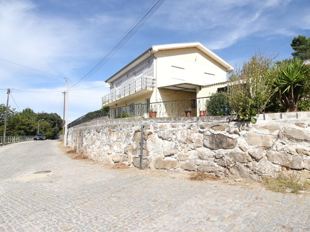 Moradia Bi-familiar em Lagares, Penafiel - Oportunidade Única! - Image 6