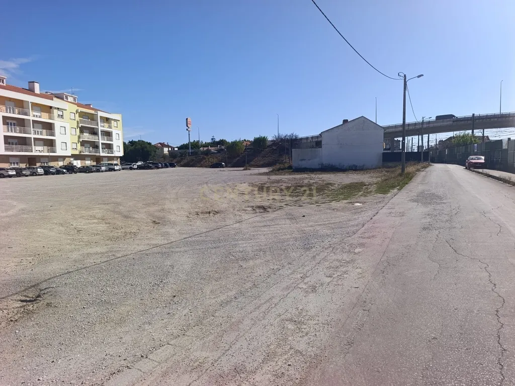 Terreno de 5.300 m para Construção (Multiusos) – Pinhal Novo, Palmela - Image 3