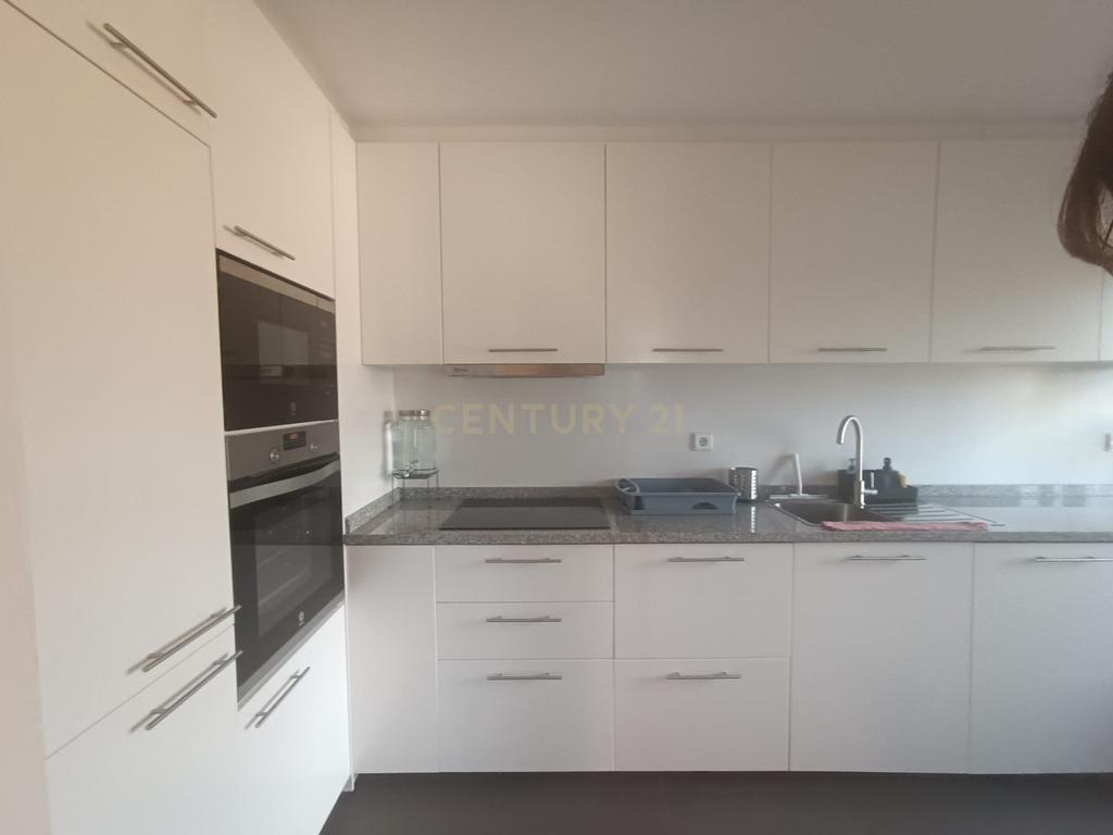 Apartamento mobilado com dois quartos e vista para o mar e para o Porto de Leixões em Leça da Palmeira, Matosinhos - Image 8