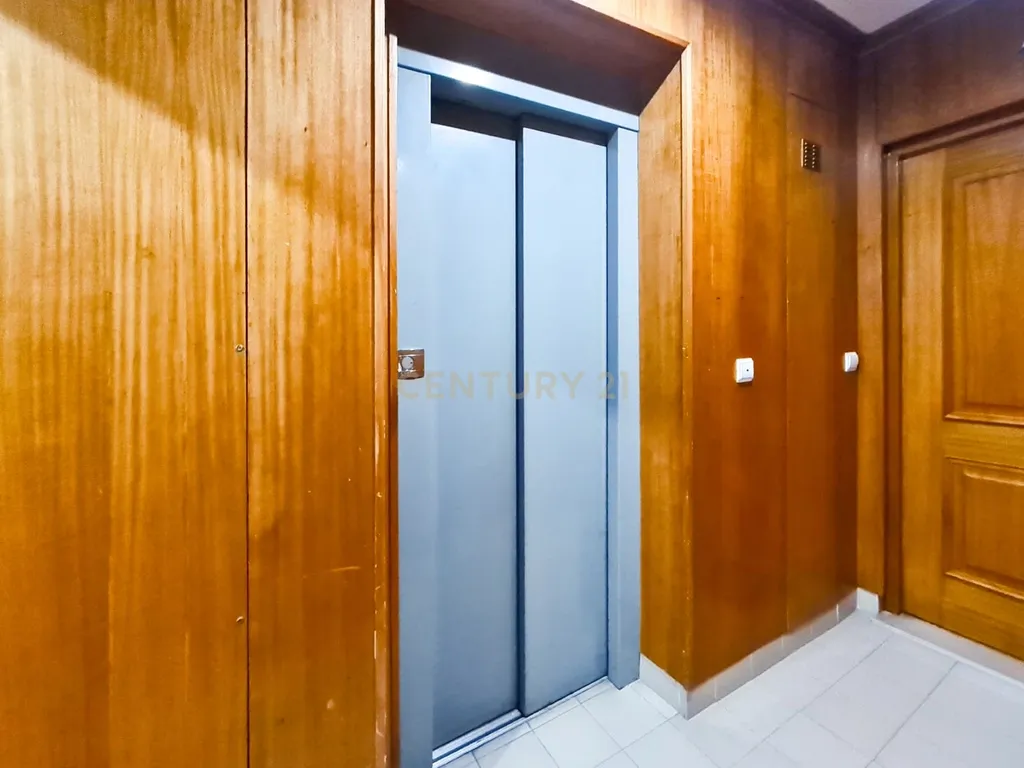 🏡 APARTAMENTO T3 C/ 4 VARANDAS JUNTO À ESCOLA SECUNDÁRIA DANIEL FARIA – BALTAR 📍📢 - Image 2