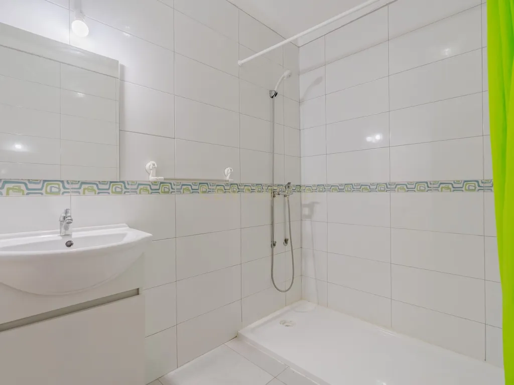 Apartamento T2 com vista rio, a 2 minutos da zona ribeirinha, em Portimão - Image 6