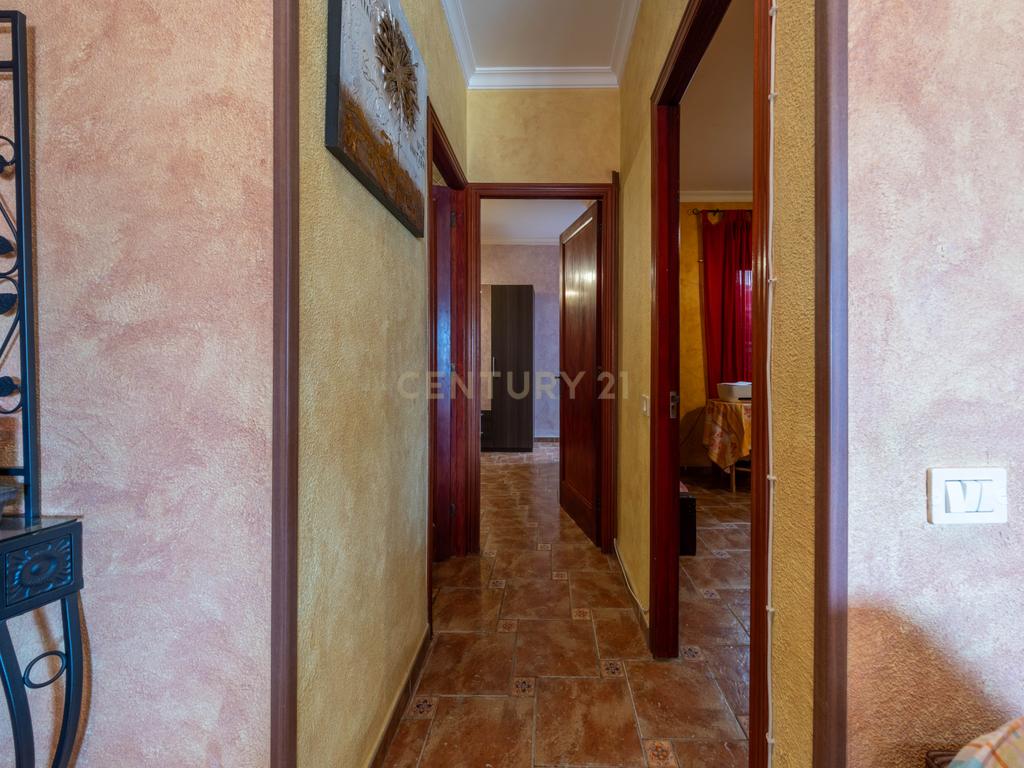  - Image 20