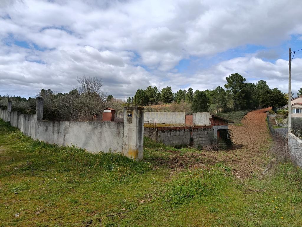 Terreno para Construção em Vale de Gouvinhas - Mirandela - Image 3