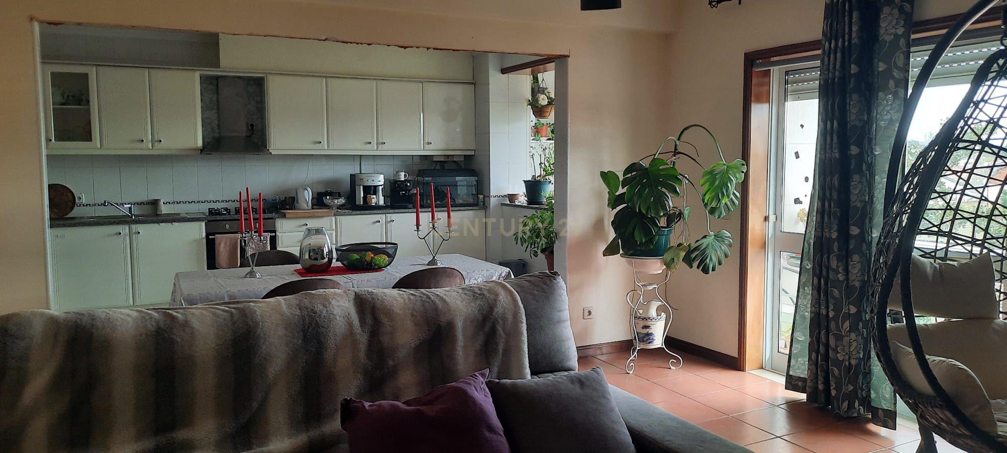 Apartamento T2 Duplex em Oiã- Oliveira do Bairro - Image 15
