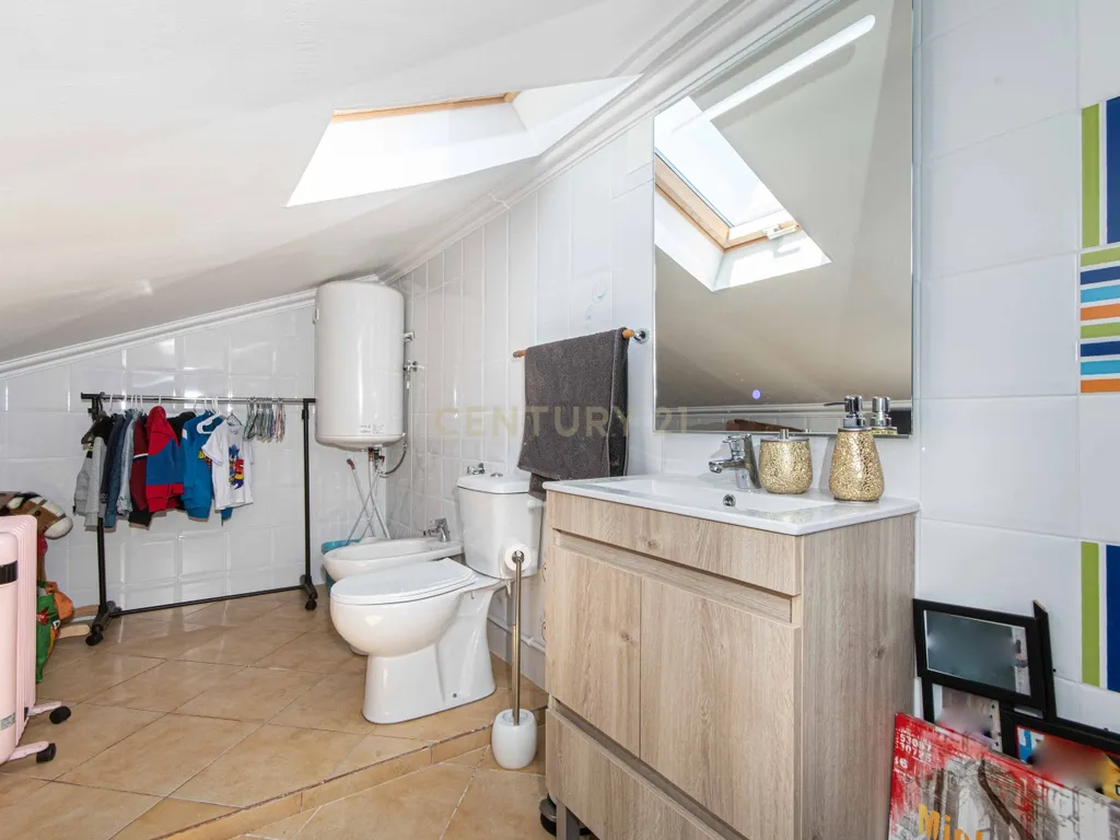 Moradia Exclusiva para Investimento em Quinta do Anjo, Palmela - Image 44